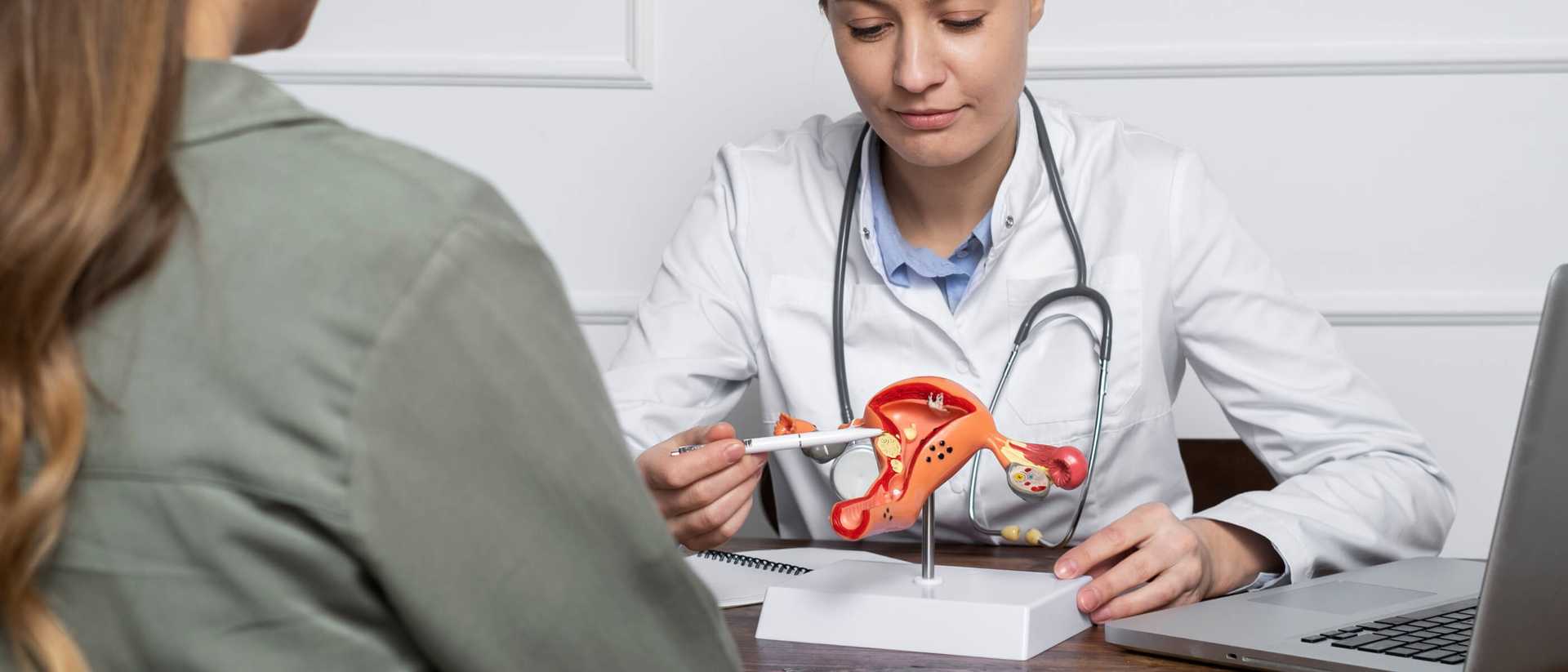 Wenerologia – kiedy zgłosić się do wenerologa i jak przebiega diagnostyka chorób przenoszonych płciowo?