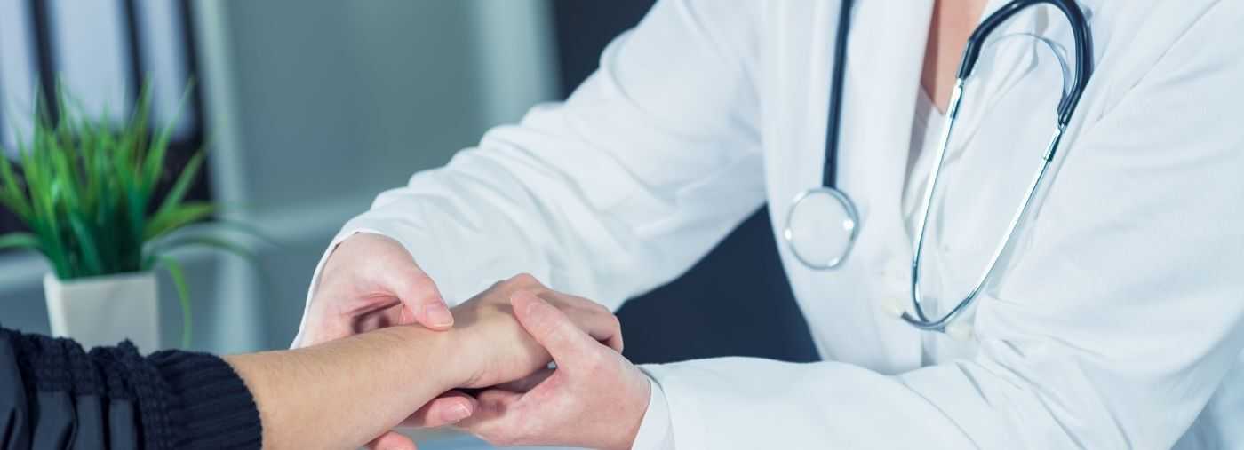 Chirurg ortopeda - konsultacje ortopedyczne - Warszawa i Płock | OpenMed Centrum Medyczne
